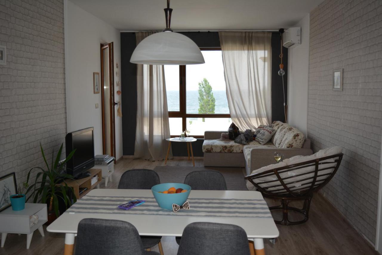 East From Paradise Apartment Varna Eksteriør billede